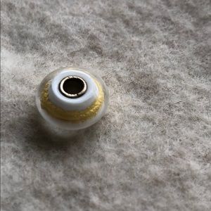 Trollbeads crown chakra bead